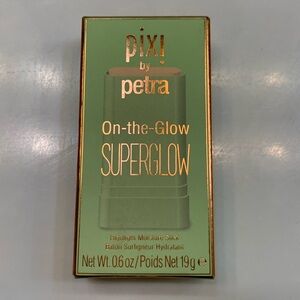 ✨ pix! by petra ✨